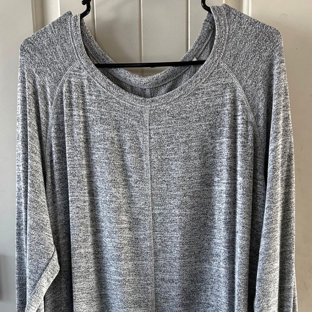 Women's Lightweight Sweater